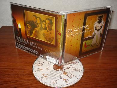 Blanche - Little amber bottles