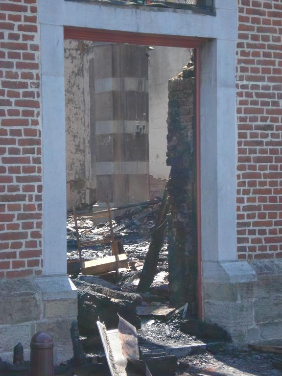 brand kerk galmaarden 08