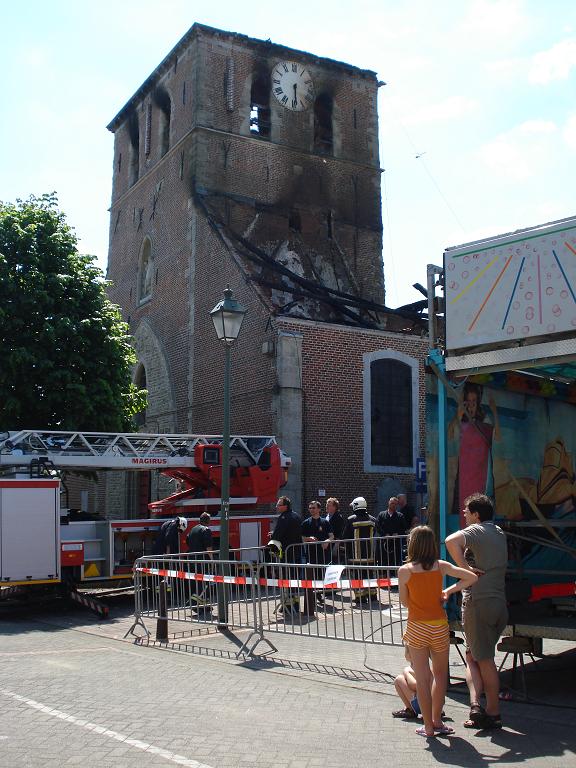 brand kerk galmaarden 04