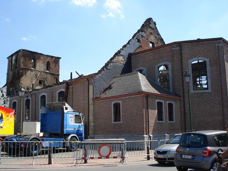 brand kerk galmaarden 06