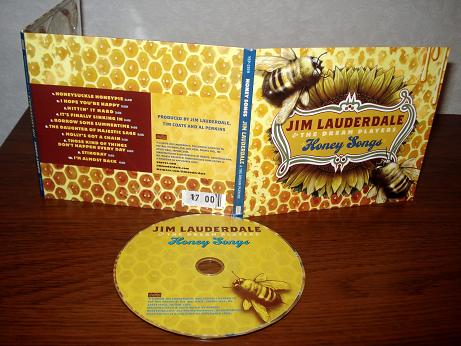 36 Jim Lauderdale & The Dream Players - Honey songs