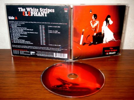 60 The White Stripes - Elephant