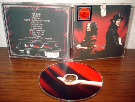 12 The White Stripes - Get behind me satan