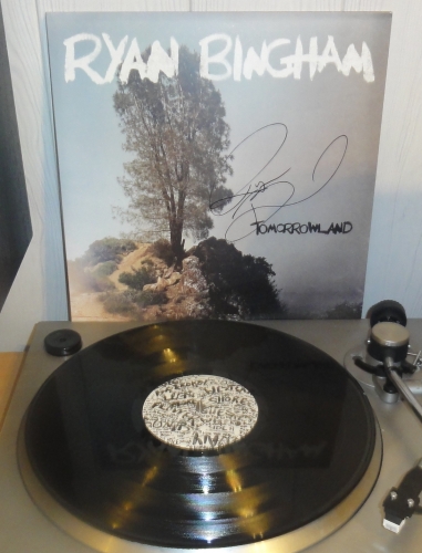 ryan bingham, tomorrowland